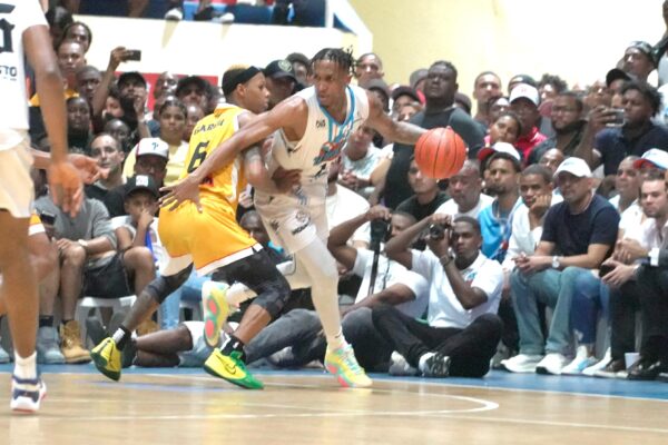 Los Titanes logran bicampeonato con barrida ante Metros