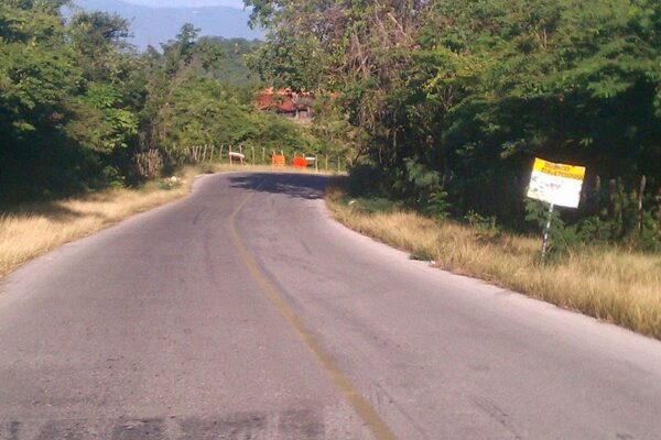 Por favor acudan en !Auxilio!